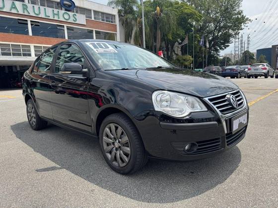 VOLKSWAGEN POLO SEDAN 1.6 MI 8V FLEX 4P AUTOMATIZADO